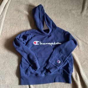 Champion sweatshirt like new no stains smoke-free home